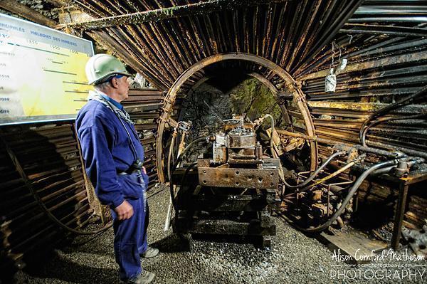 Loud, dirty and dusty - Mining machinery inside Belgny Mine