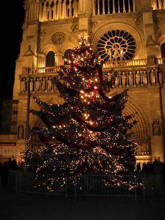 Christmas in Paris Paris050020 Christmas in Paris