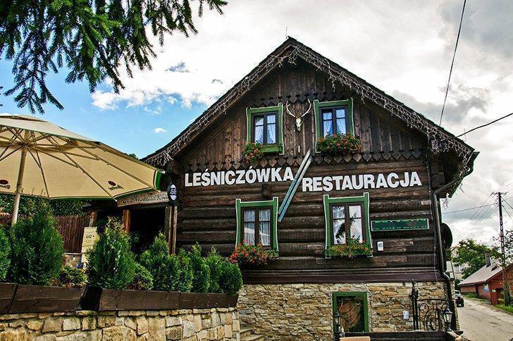 If you're wondering where to stay in Istebna Poland, Osrodek Wypoczynkowy Lesniczowka is a great choice!