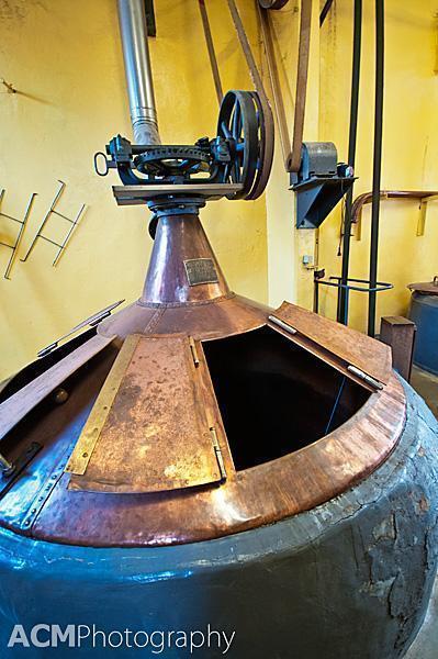 Lambic beer makers style use traditional methods of brewing