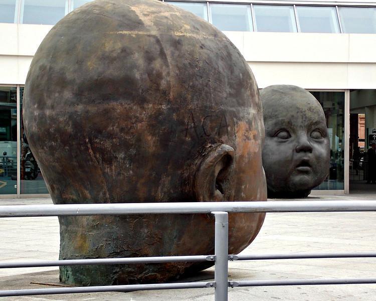 Giant head sculptures in Madrid
