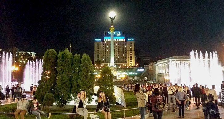 Take Kiev tours of Maidan Square