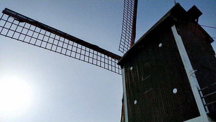 The huge Moedermeule, the Mother Windmill. 